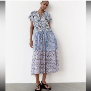 Zara Printed Blue Tiered Midi Dress - Women's Size M